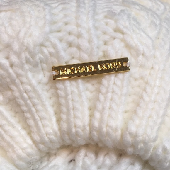 Michael Kors Cream Beret - Picture 4 of 5